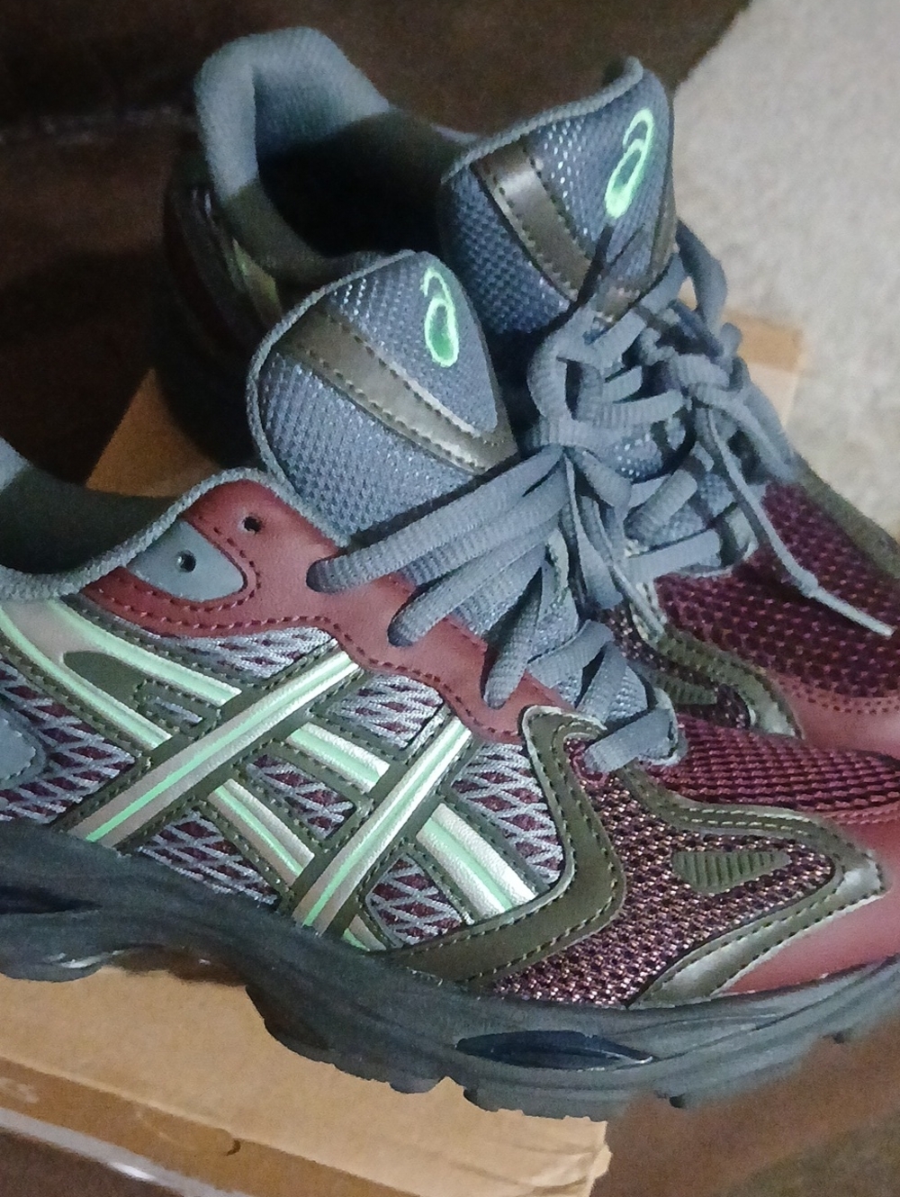 ASICS - Picture 3 of 7